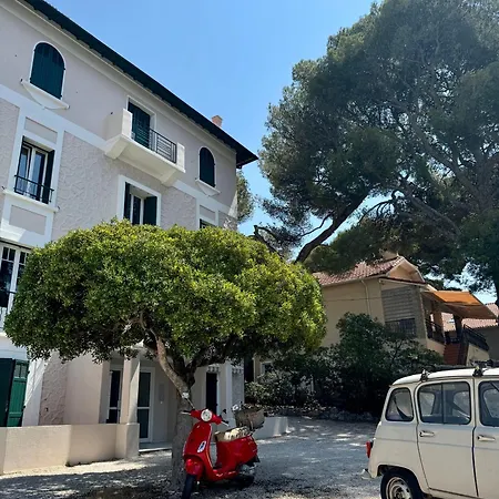 Διαμέρισμα Chic T2 Vue Terrasse Clim & Parking A Sanary, 7mn A Pied De La Et Du Centre