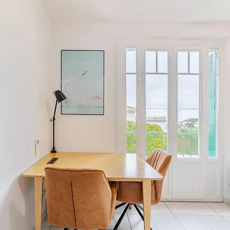 Chic T2 Vue Terrasse Clim & Parking A Sanary, 7mn A Pied De La Et Du Centre Διαμέρισμα *