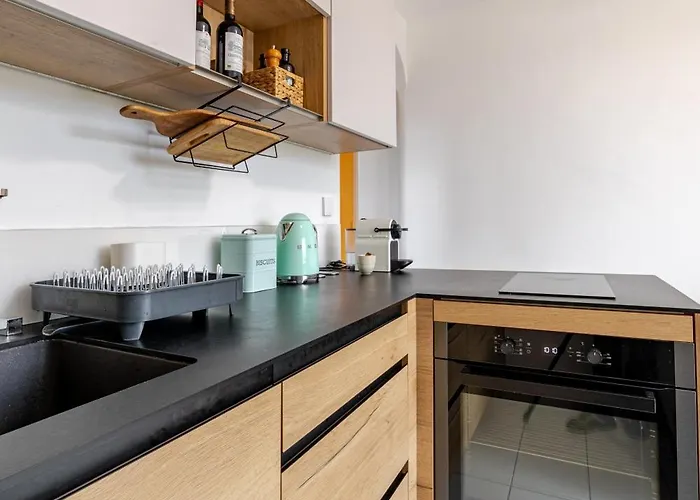 Apartman Chic T2 Vue Terrasse Clim & Parking A